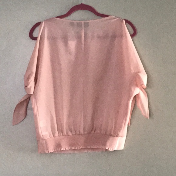 🆕 NY&Company top - Picture 4 of 5